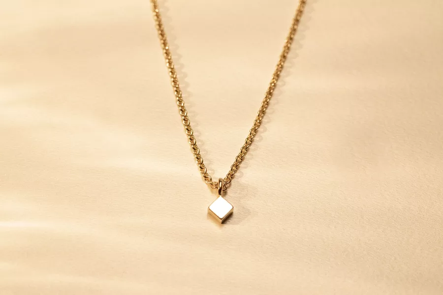 Collier LIV